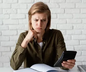 acao juros e contratos cliente preocupada acao juros e contratos cliente preocupada